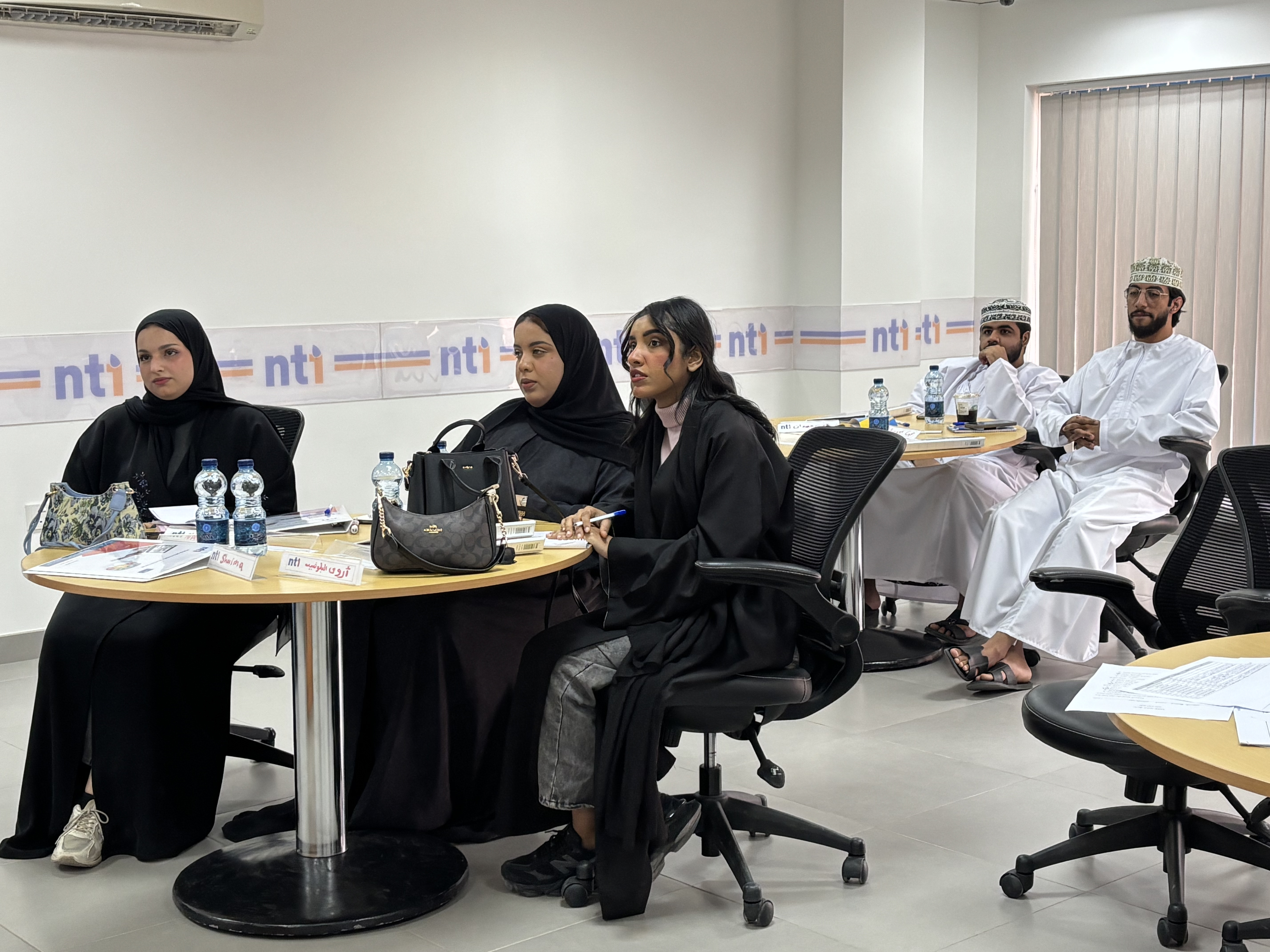 Food Delivery Slide 1